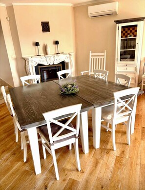 Dining - Dreamlike Villa Mia Luna with fantastic views (Sužan)