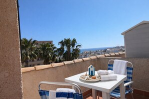 Outdoor dining - Torreblanca near the sea (Torrevieja)