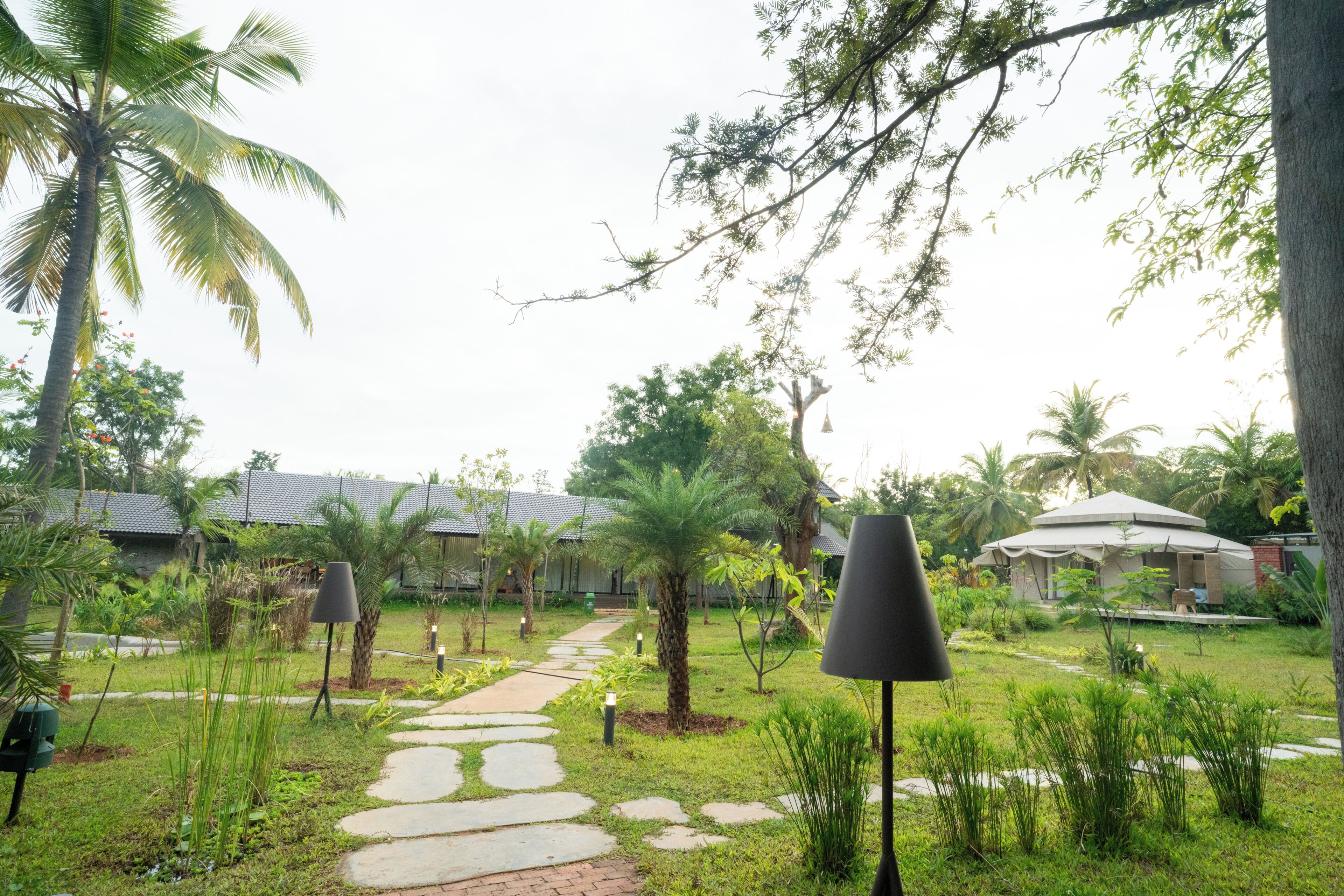 Deluxe Villa | Property grounds