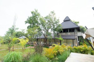 Jardines del alojamiento