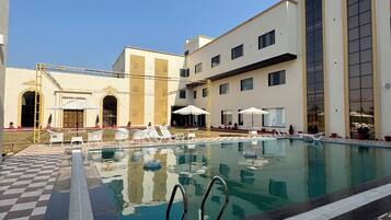 Executive Double Room, Pool View | Pool