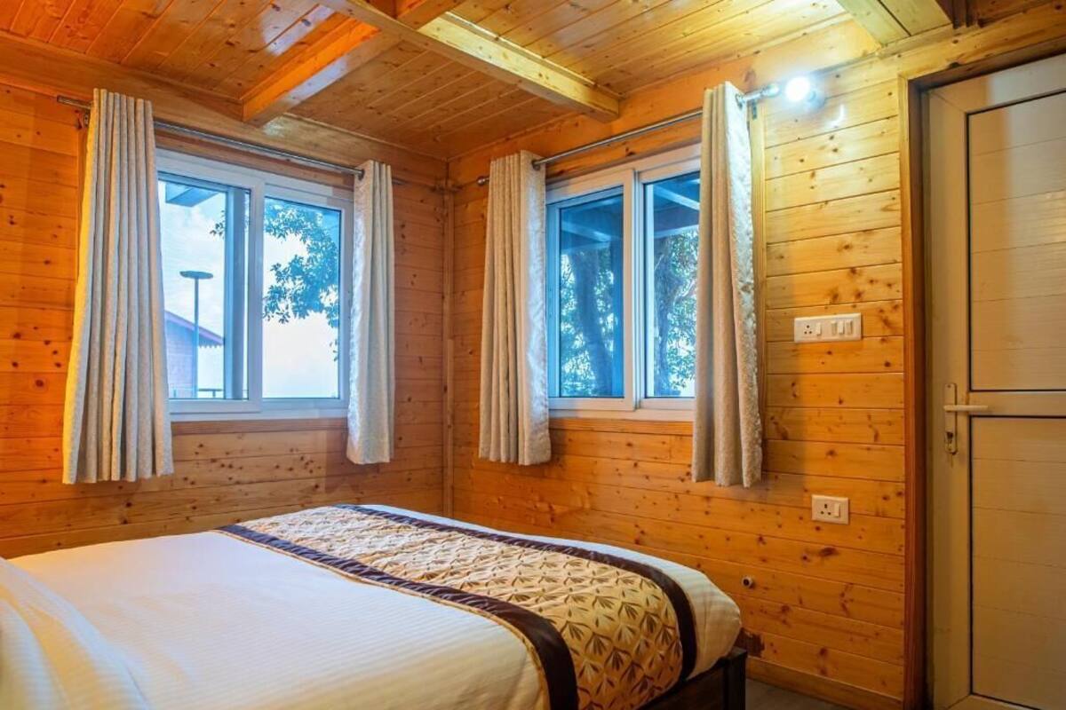 Habitación familiar, balcón, vista a la montaña