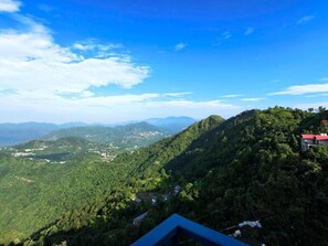 View from property - The Urban Escape by Alaya Stays (Barain Range)