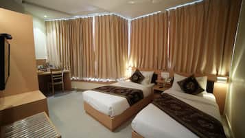Deluxe Double or Twin Room, 1 Queen Bed, City View | Blackout drapes, iron/ironing board, free WiFi, wheelchair access