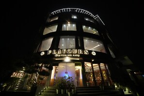Front of property - Hotel Vagmi (Varanasi)