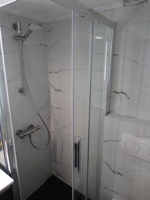Dusche, Haartrockner