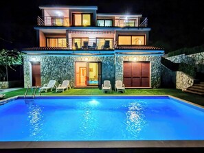 Pool - Villa Vrata Jadrana 1 (Rijeka)
