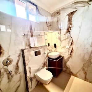 ห้องน้ำ