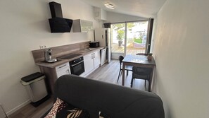 Interior - New apartment ronce les bains beach 300 m walk under the pines (La Tremblade)