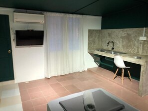 Triple Room, Non Smoking, Private Bathroom | Free WiFi - Rumah Tepi Istana (Kuala Terengganu)