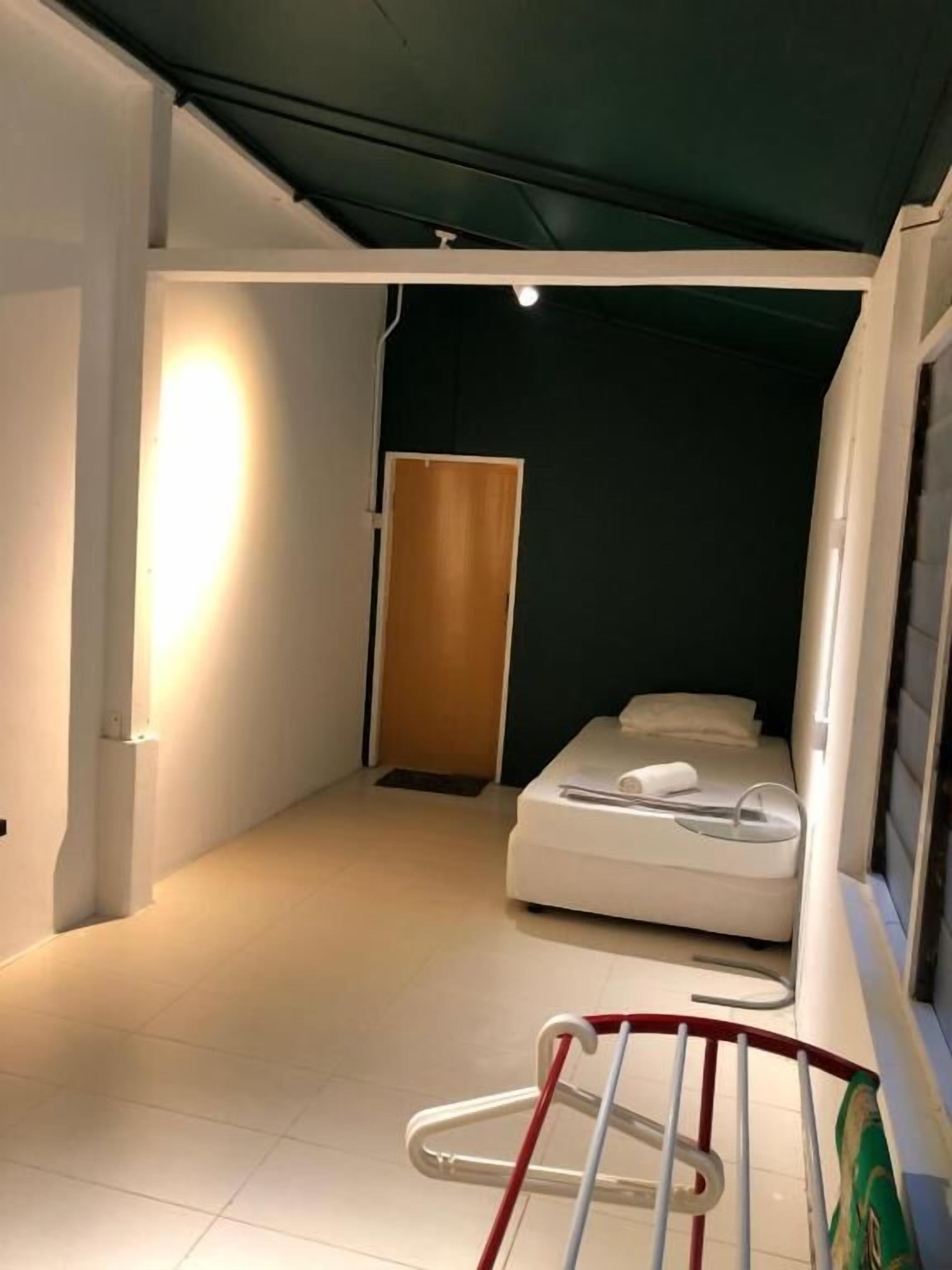 Basic Single Room, Non Smoking, Private Bathroom | Spa