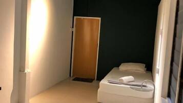 Basic Single Room, Non Smoking, Private Bathroom | Spa