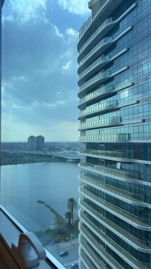 Interior - Luxury hotel apartment with a charming view of the Nile and the pyramids (Cairo Governorate)