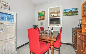 Dining - Homerez - Apartment in Port-Vendres (Port-Vendres)