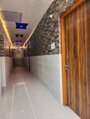 Kamar Quadruple Keluarga | Interior