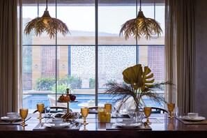 Deluxe Villa | Tempat makan