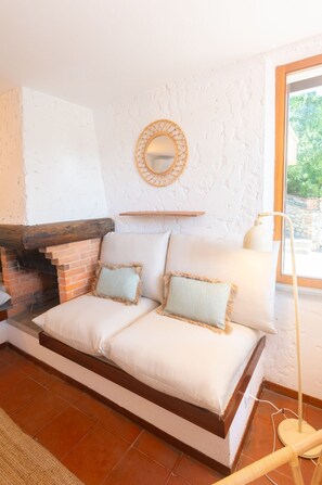 2 dormitorios, tabla de planchar con plancha, Internet y ropa de cama