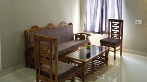 Ảnh chưa phân loại, 3 trong số 17 ảnh, nút