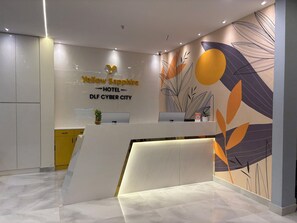 Interior entrance - Yellow Sapphire Hotel DLF Cyber City (Hyderabad)