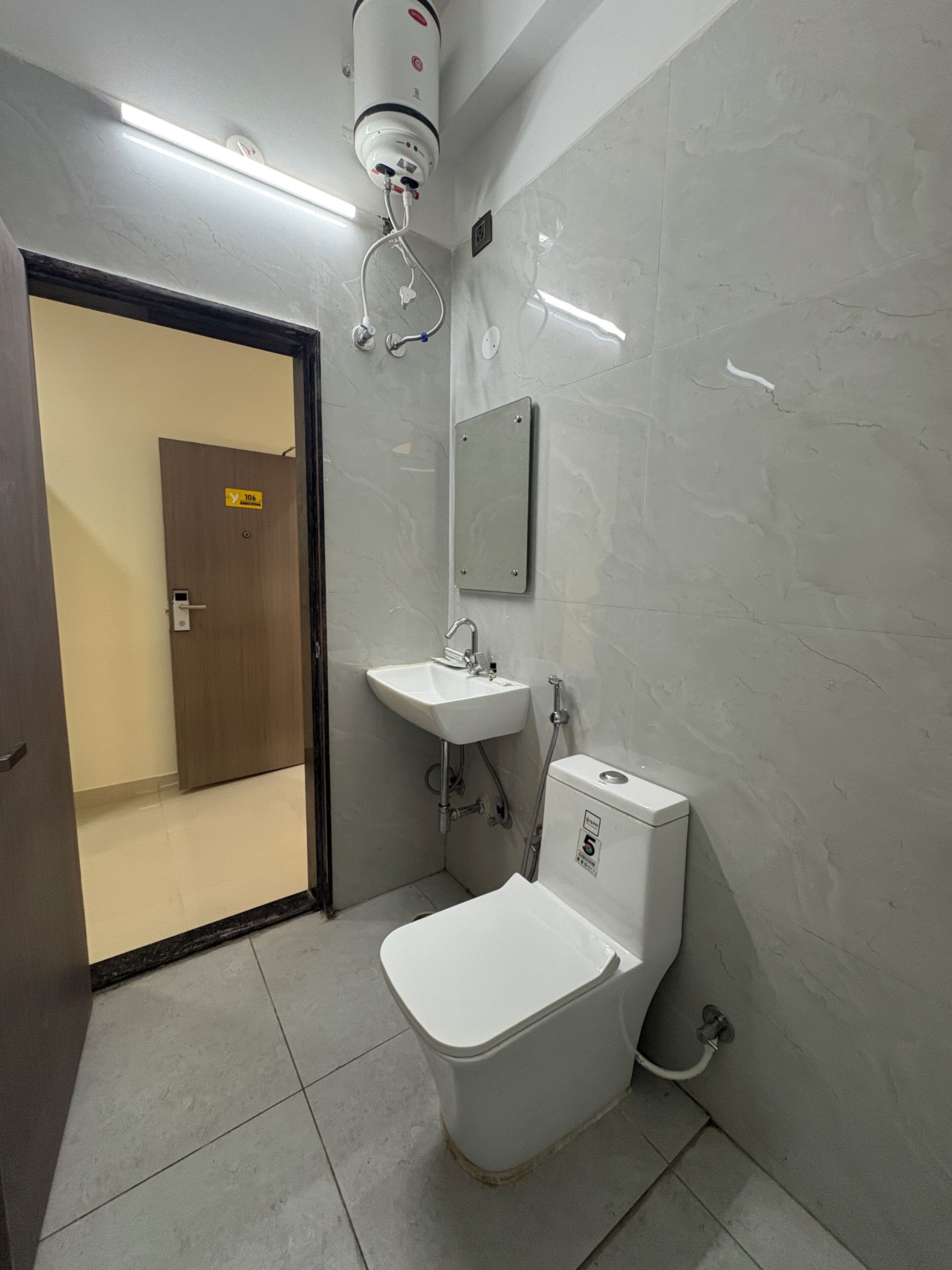 Quarto luxo | Banheiro