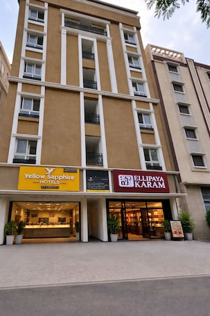 Exterior. Yellow Sapphire Hotel DLF Cyber City