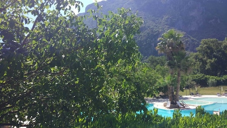 Pool. Hotel Borgo Antico