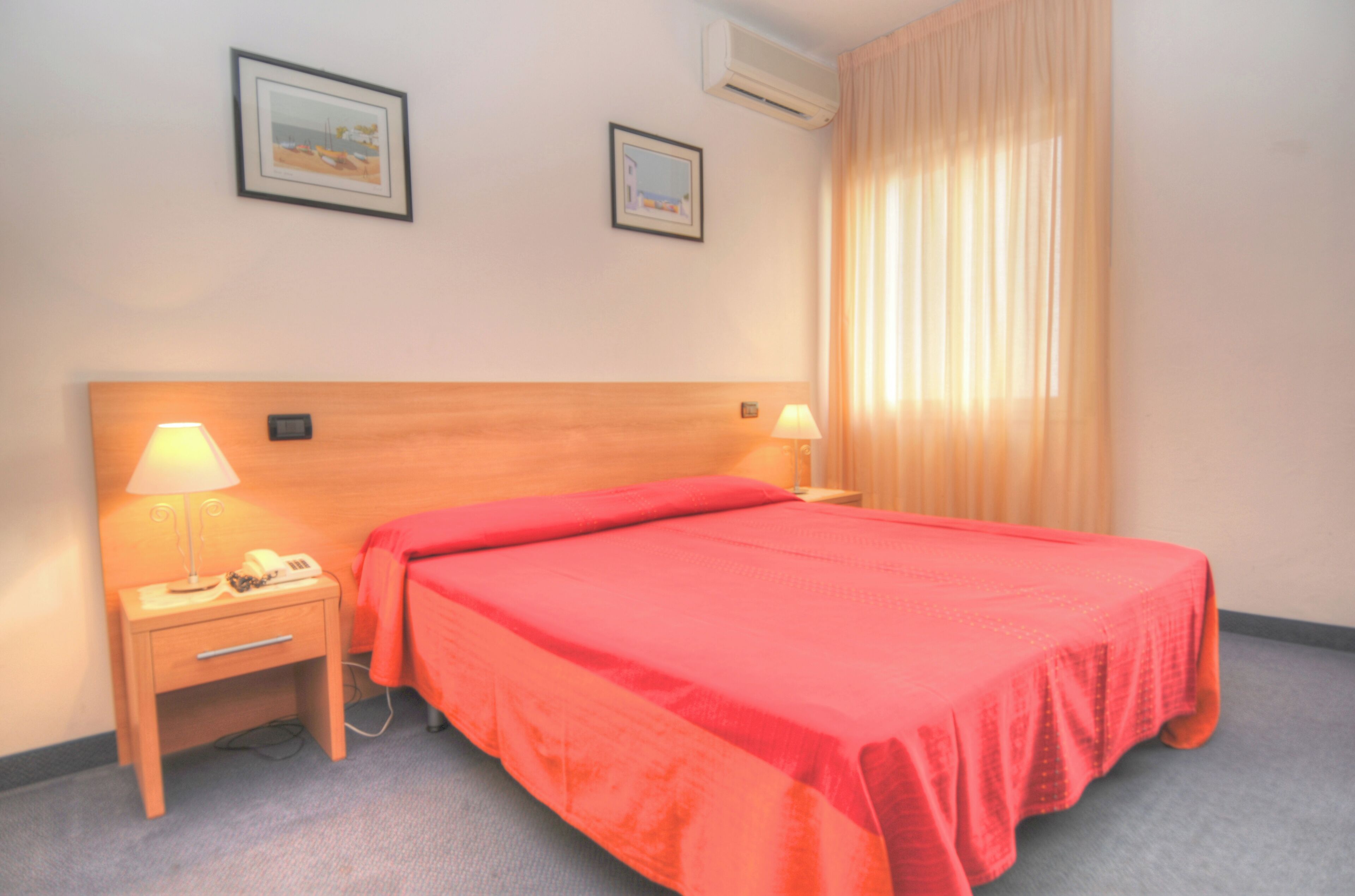 ห้องคลาสสิกดับเบิลหรือทวิน, ระเบียง