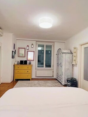 1 Schlafzimmer, Bügeleisen/Bügelbrett, Internetzugang, Bettwäsche