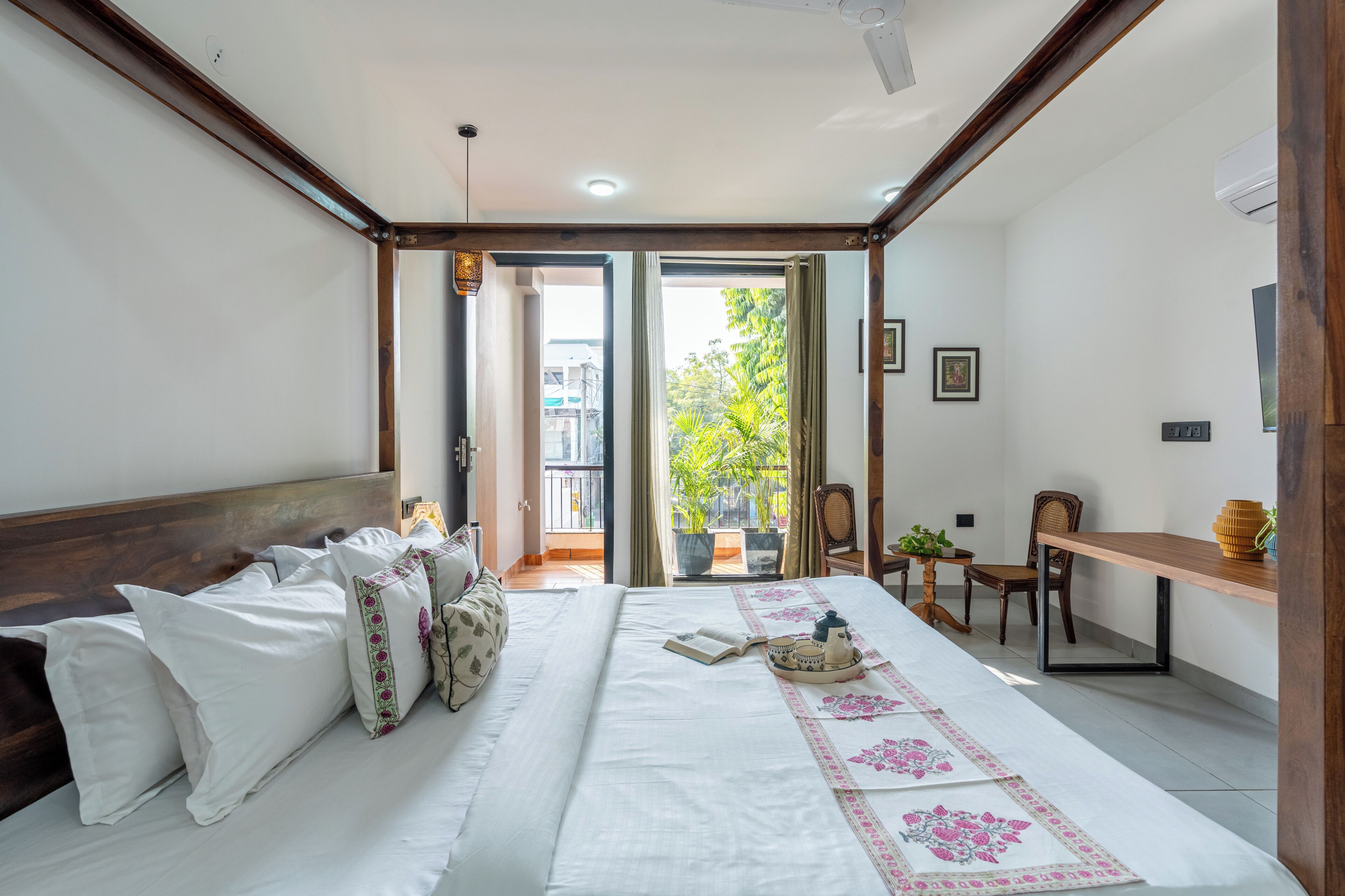 ดีลักซ์วิลล่า, ระเบียง, วิวเมือง