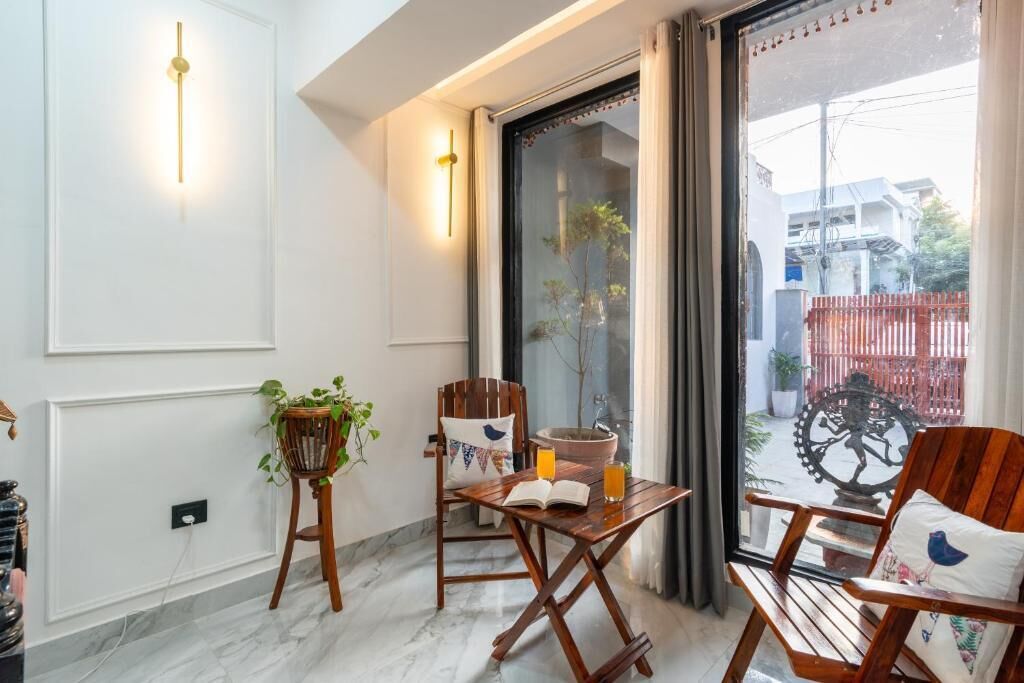 ดีลักซ์วิลล่า, ระเบียง, วิวเมือง | ภายใน