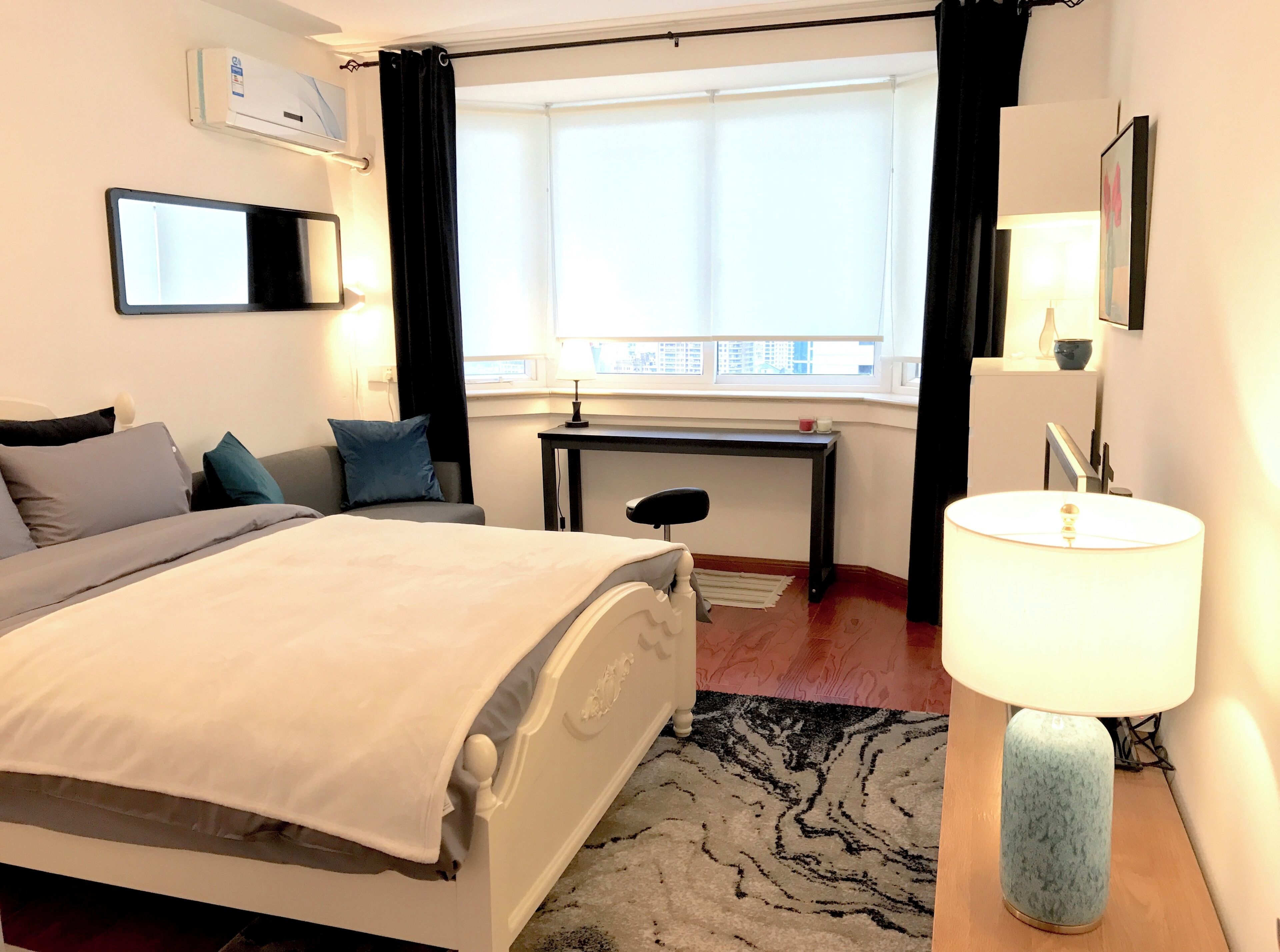 Comfort Studio, City View