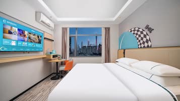 Comfort Double Room | Desk, laptop workspace