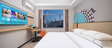 Comfort Double Room | Desk, laptop workspace