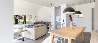 Historic vacation home with sauna and large garden in Rodenäs