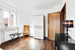 Interior - Deluxe apartment with 2 bedrooms and garden view (Wehr)