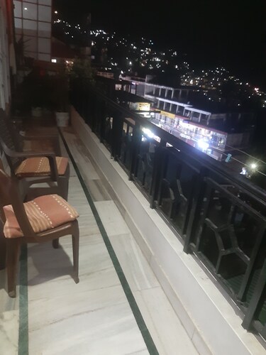 Marvelous 2-bedroom house in Solan perfect for a relaxing getaway