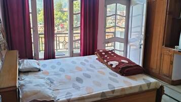 2 bedrooms