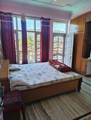2 bedrooms