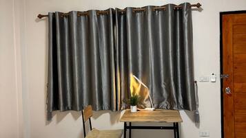 Classic Studio, Hill View