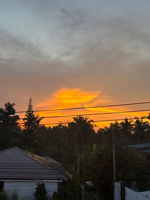 Estudio clásico, vista a la colina | Imagen general