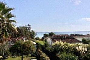Property grounds - Villa I Gerani 8 beds SEA VIEW (Costarei - Muravera)