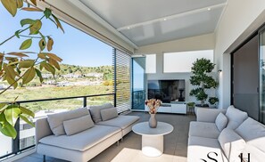 TV - Luxury 2Bed Villa in Mijas – Sea View, Pool  REF901 (Mijas)