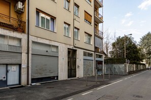 Exterior - Casa Giada - Arona center - 500m from the lake - Wi-Fi (Arona)