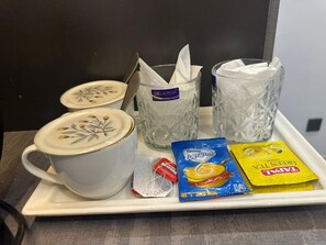 Alimentos y bebidas