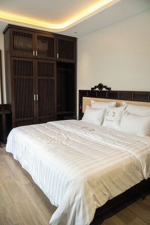 Bungalow Deluks, pemandangan kolam renang