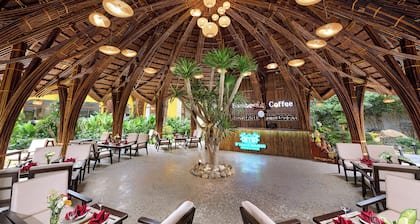 D' Hoa Lư Bamboo Retreat & Coffee