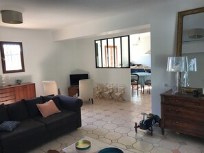 リビング エリア