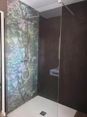 Shower, towels, soap, toilet paper