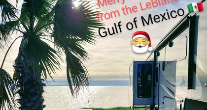 36 Ft Fifthwheel RV Camper for rent. 3 slide-outs. Cozy upgraded & Pet friendly.