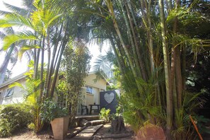 Garden - 23 Ambleside Cottage by the sea (Port Shepstone)